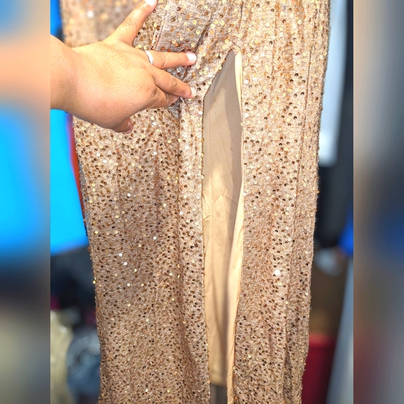 Miss Ord Sequin Formal Evening Gown - Picture 5 of 10